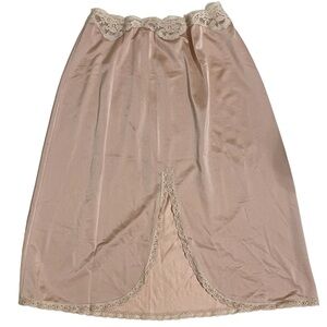 Vintage Women’s Tan Lace Trimmed Midi Half Slip Lingerie Foundation